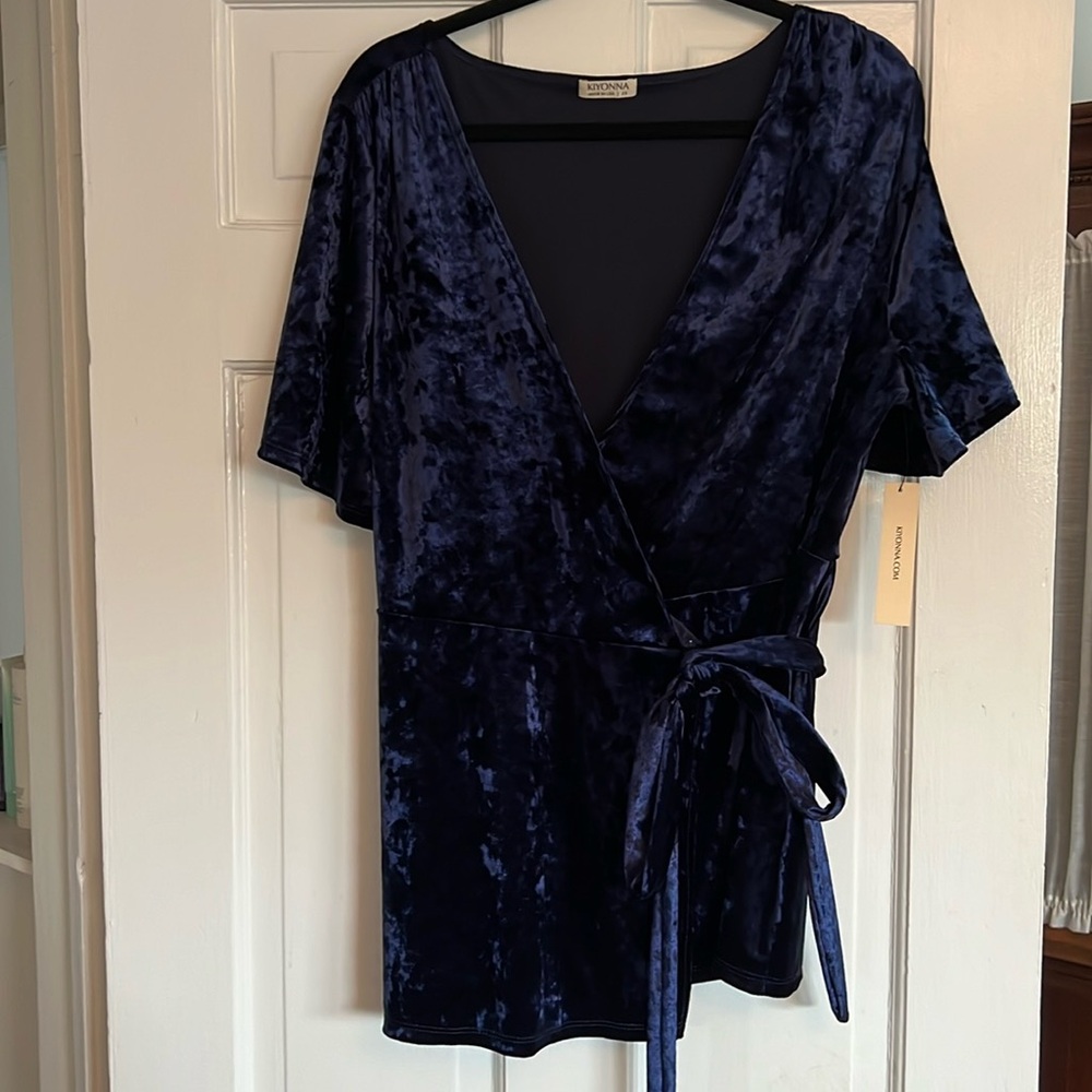 Kiyonna Wrap Top Women’s 2X Blue Velvet Tie Waist Flare Sleeve Kimono USA NWT
